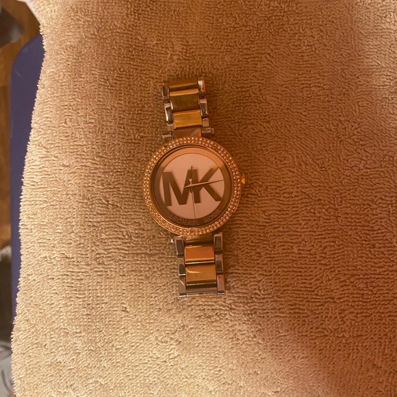 Michael Kors watch - Picture 4 of 5